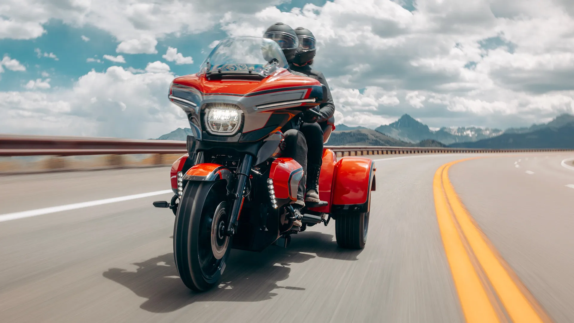 CVO™ Street Glide™ 3 Limited